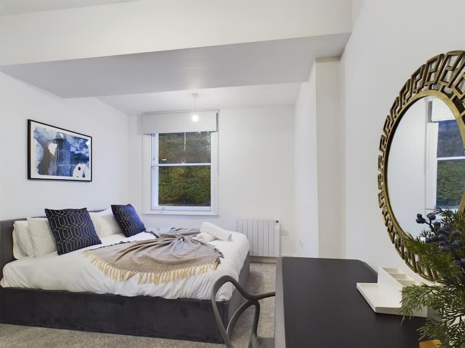 The Grove King Bed Wi-Fi Ev Charger Διαμέρισμα Τσέλτενχαμ Εξωτερικό φωτογραφία